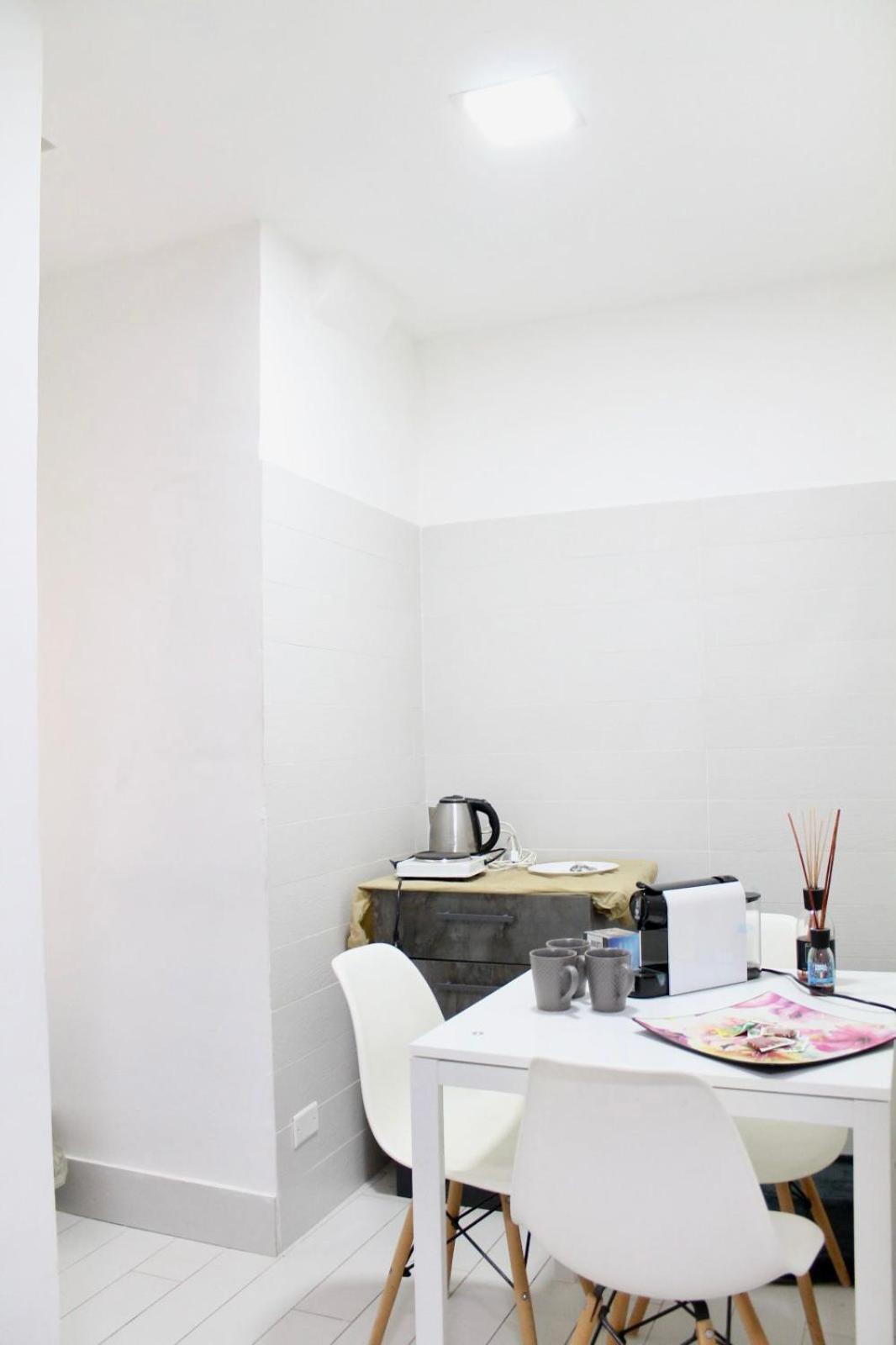 B&B Central Rooms 137 Napoli Ngoại thất bức ảnh