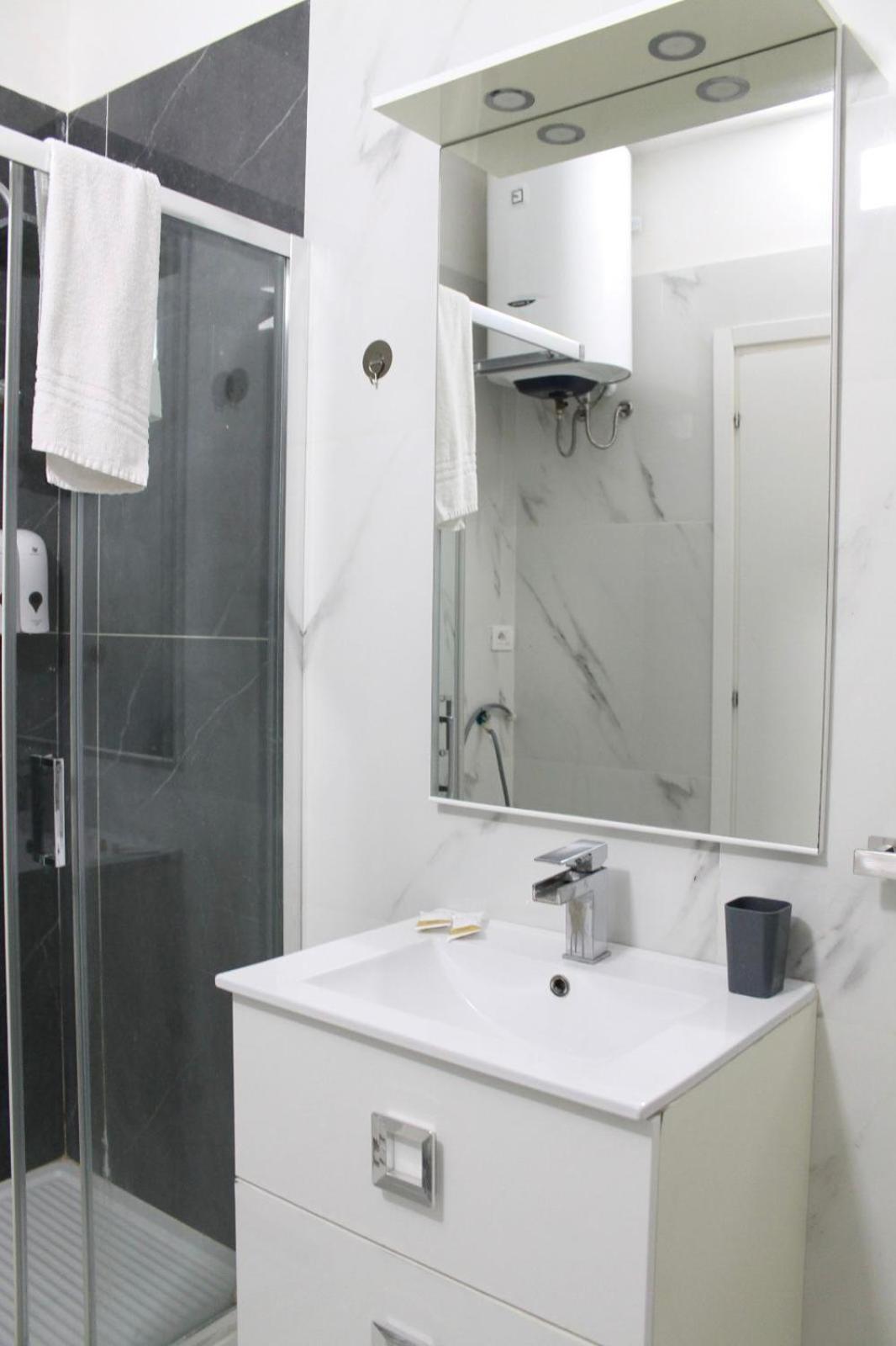 B&B Central Rooms 137 Napoli Ngoại thất bức ảnh